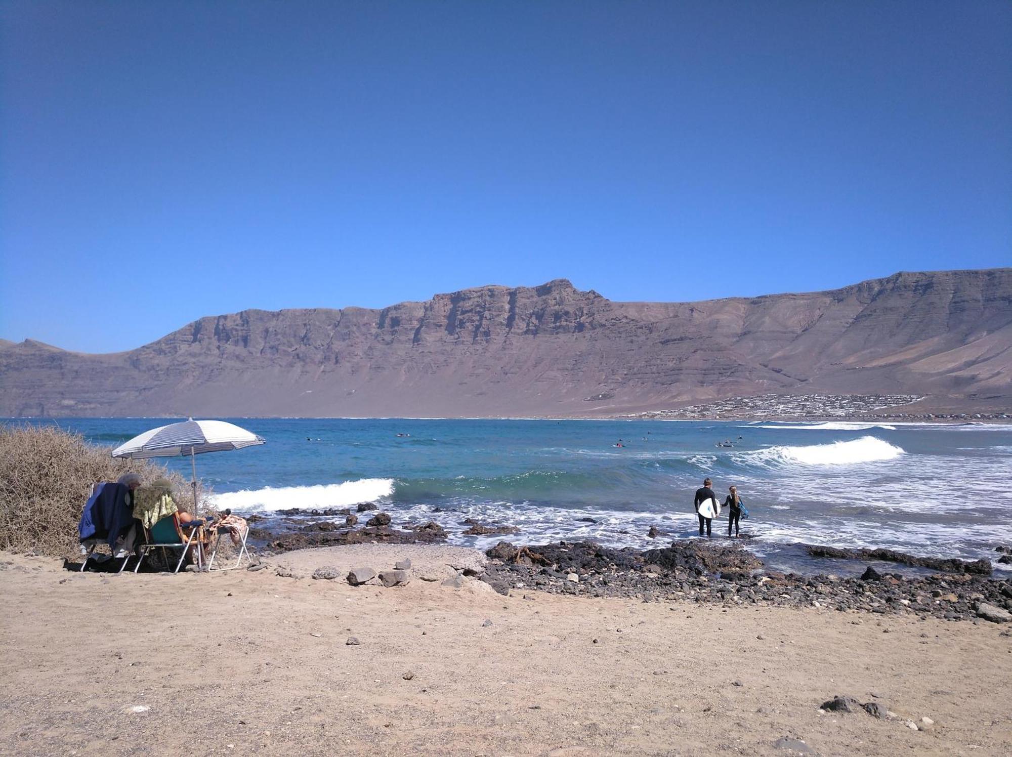 Famara Rooms Bagian luar foto